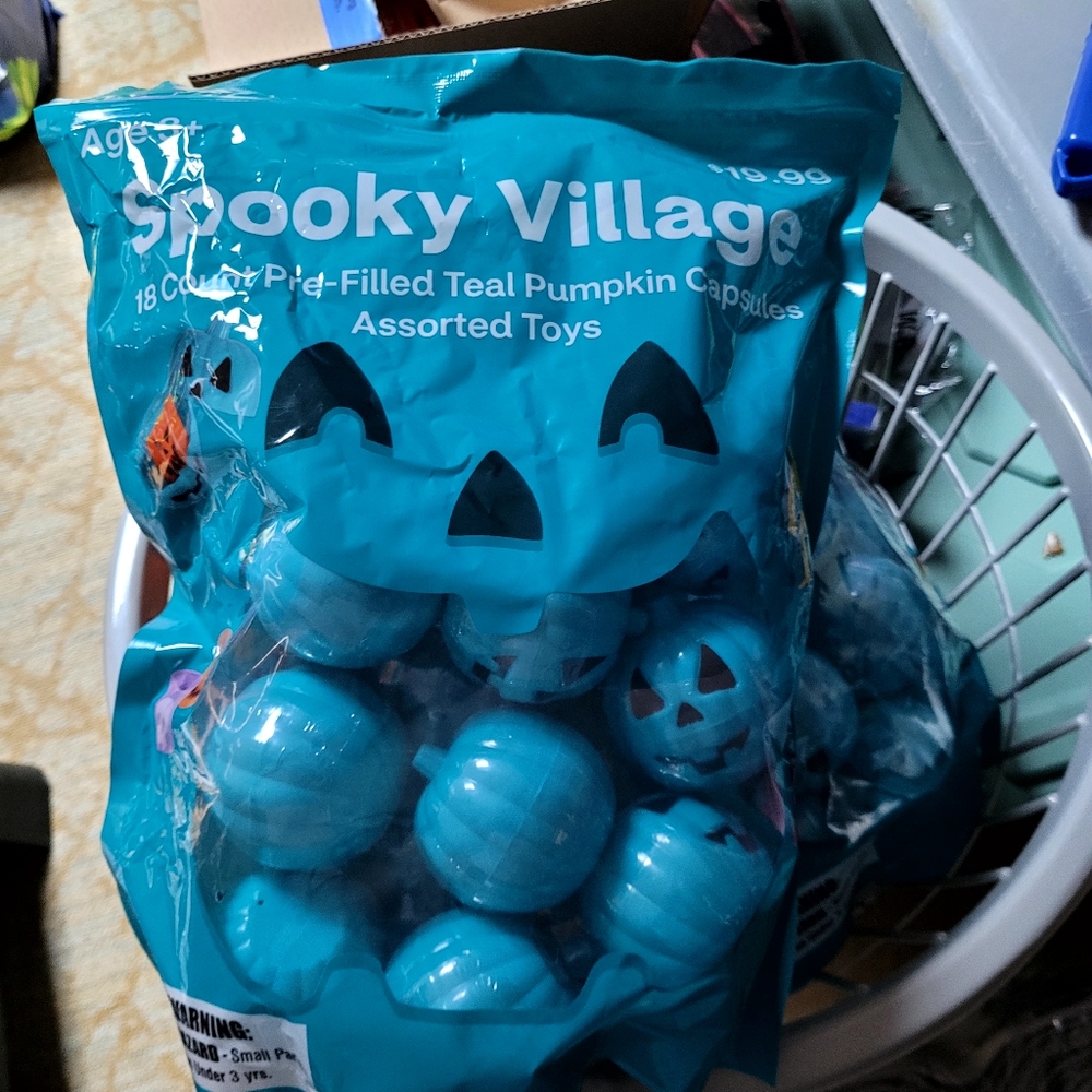 2 Bags of Halloween Teal Pumpkin Surprise Capsules - 36 Total - Picture 5 of 9